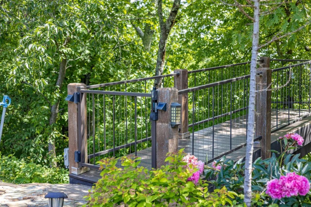 Canyon View Treehouse- Relaxing Getaway In Jasper With An Amazing View Dış mekan fotoğraf